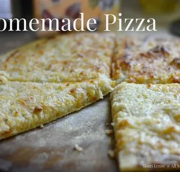 Baking Homemade Pizza: Optimal Temperature