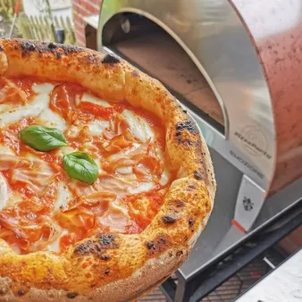 Creative Toppings and Tips for Perfecting Your Baking Sheet Pizza