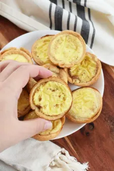 Delicious Egg Tart Portuguese Resepi: Easy & Authentic Recipe