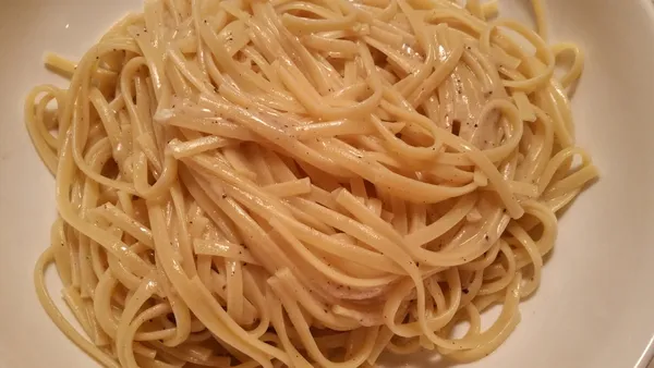 Experimenting with Pasta with Cheese and Black Pepper: Variations and Community Feedback