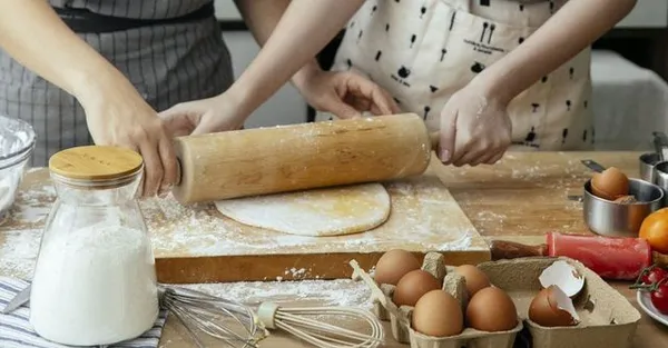 Making Perfect Homemade Pizza in Your Oven