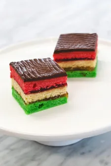 Making Your Own Italian Rainbow Cake