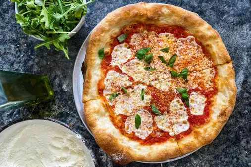 Pizza for Oven: Choosing the Right Oven for Your Perfect Pie