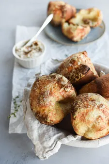 The Ultimate Gruyère & Black Pepper Popover Recipe: Puffy, Cheesy Perfection