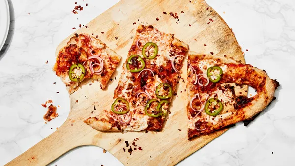Tips for Cooking the Perfect Pizza Crust in a Pizza Oven